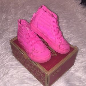 Girls SK-8 Hi neon pink VANS 💕